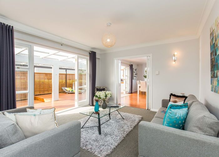  at 14 Allenby Road, Panmure, Auckland
