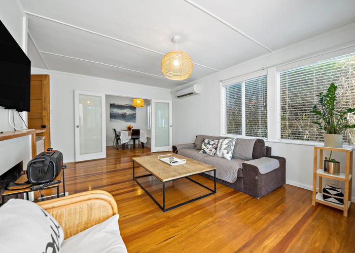  at 71 Oranga Avenue, Onehunga, Auckland