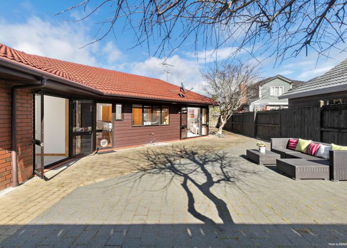  at 10 Dunkerron Avenue, Epsom, Auckland