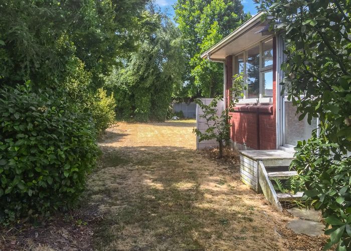  at 24 Harrowdale Drive, Avonhead, Christchurch City, Canterbury