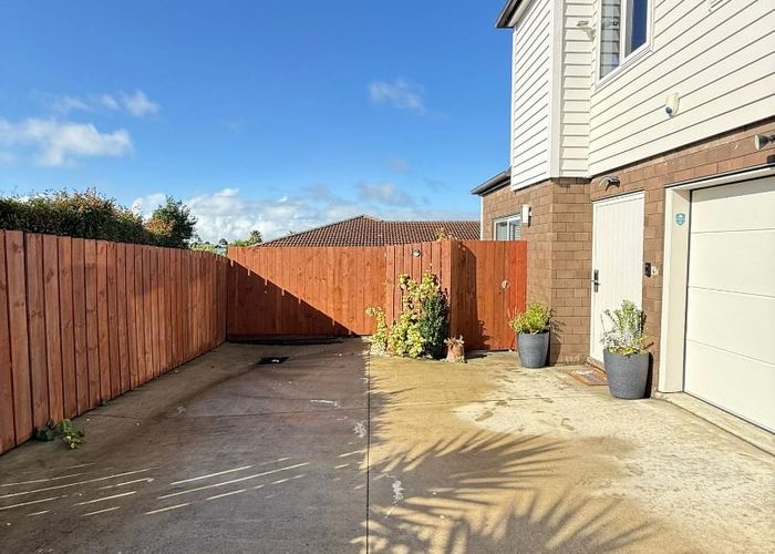  at 4c Bill Phillip place, Clendon Park, Manukau City, Auckland