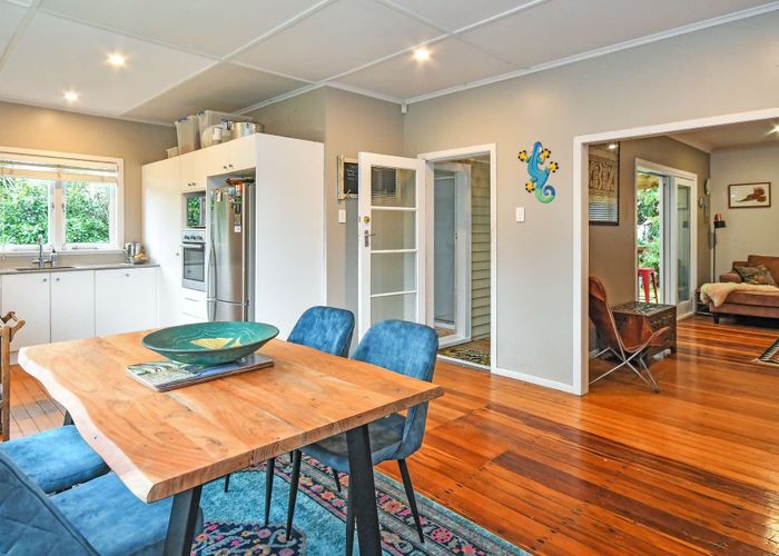  at 284 Waiau Pa Road, Waiau Pa, Pukekohe