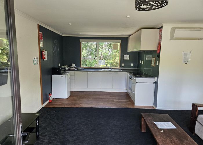  at 2/518 Linwood Avenue, Woolston, Christchurch City, Canterbury