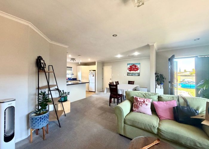  at 30 Nuneaton Drive, Flat Bush, Manukau City, Auckland