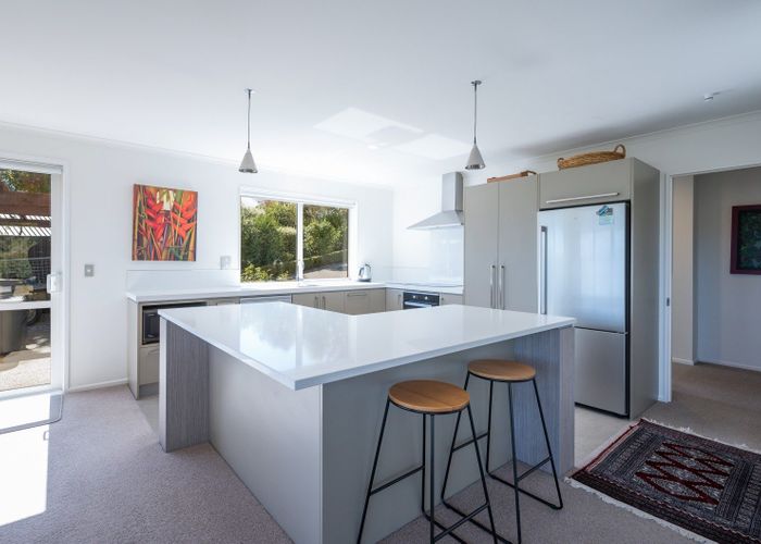  at 3 Bright Lane, Redwood Valley
