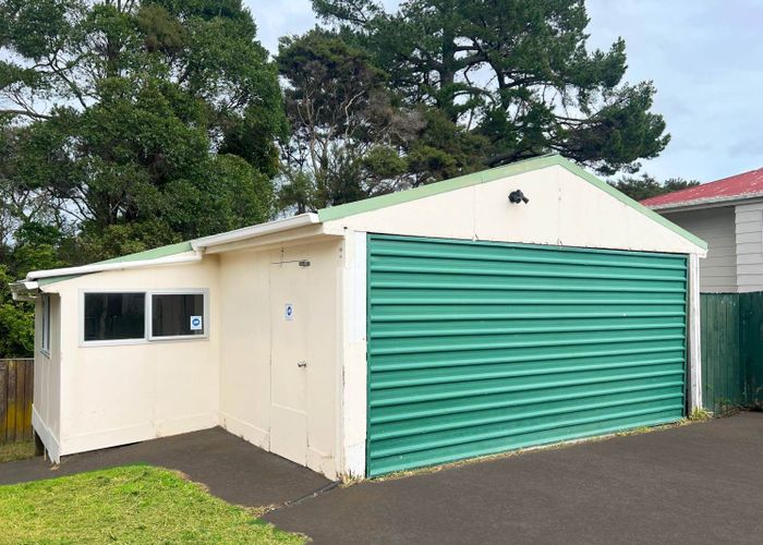  at 13 West Harbour Drive, West Harbour, Waitakere City, Auckland