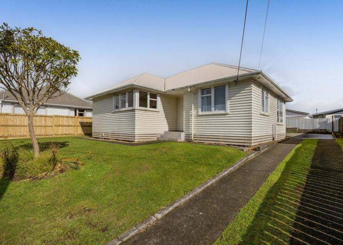  at 5 Avon Street, Stratford, Stratford, Taranaki
