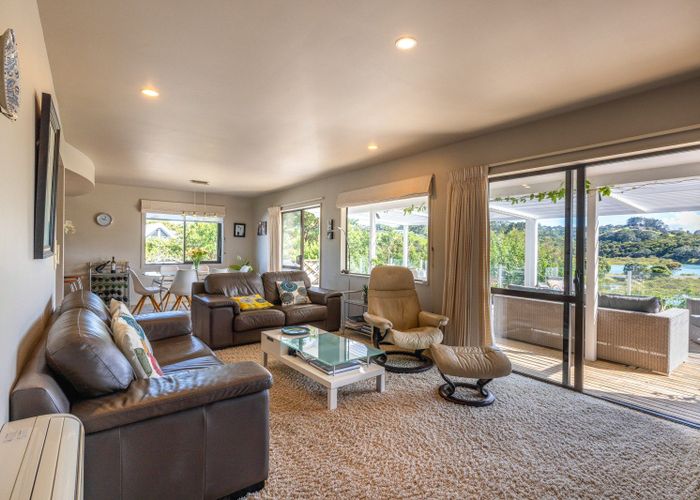  at 17 Shelly Beach Road, Surfdale, Waiheke Island, Auckland