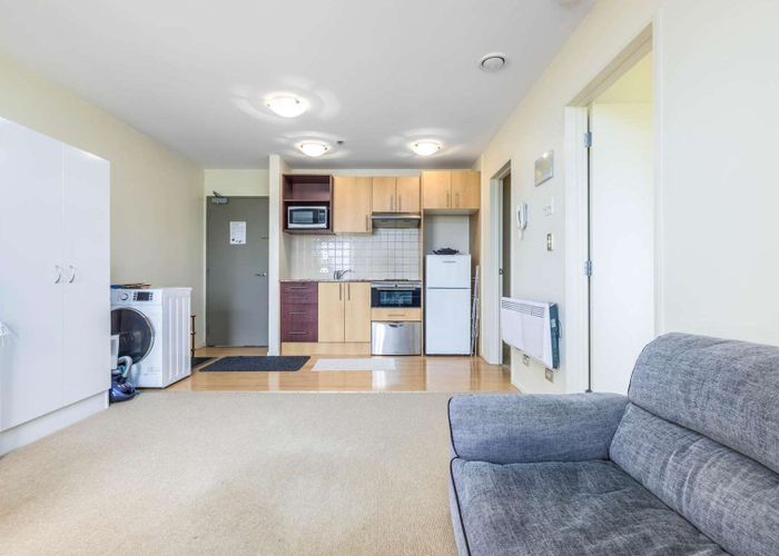  at 6C/17 Crown Lynn Place, New Lynn, Auckland