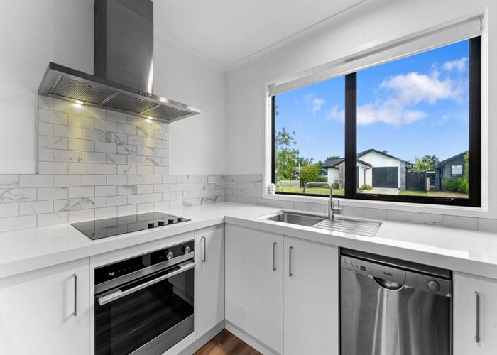  at 9 FONTANA STREET, Papamoa, Papamoa