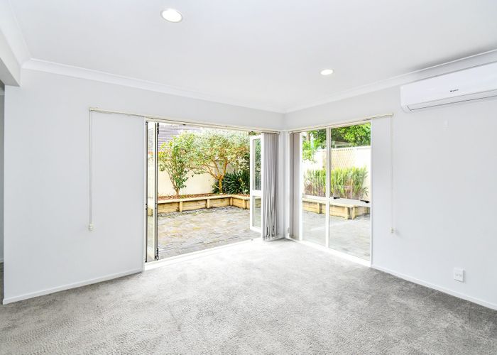  at 1/132 Millhouse Drive, Northpark, Auckland