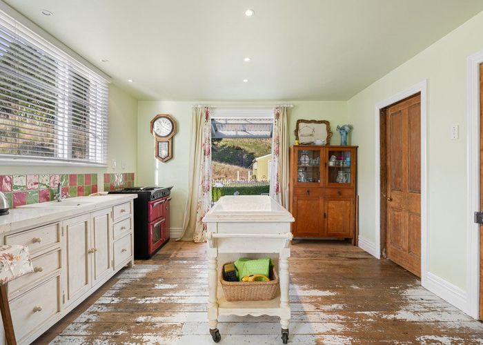  at 3 Robin Hood Bay Road, Peraki