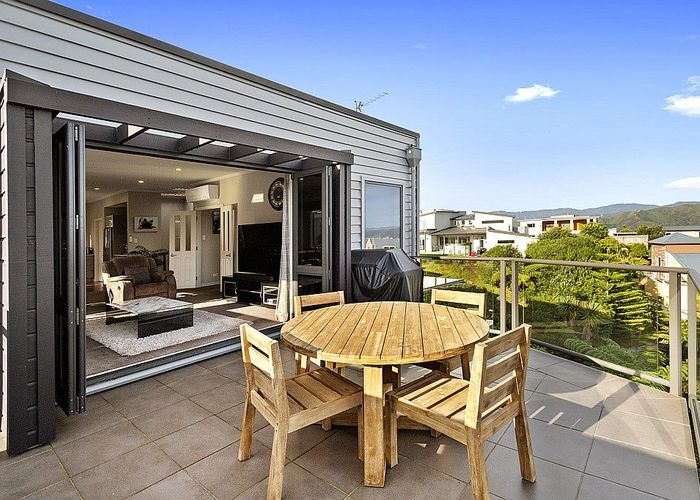  at 47 Arahiwi Grove, Tirohanga, Lower Hutt