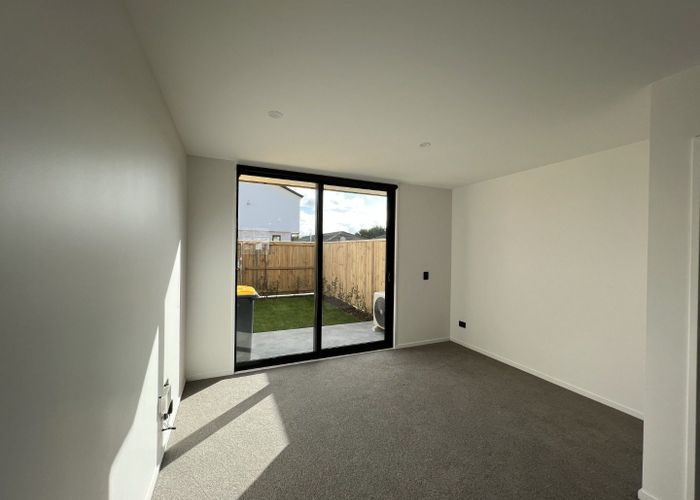  at 2/14 Rutherford Street, Woolston, Christchurch City, Canterbury