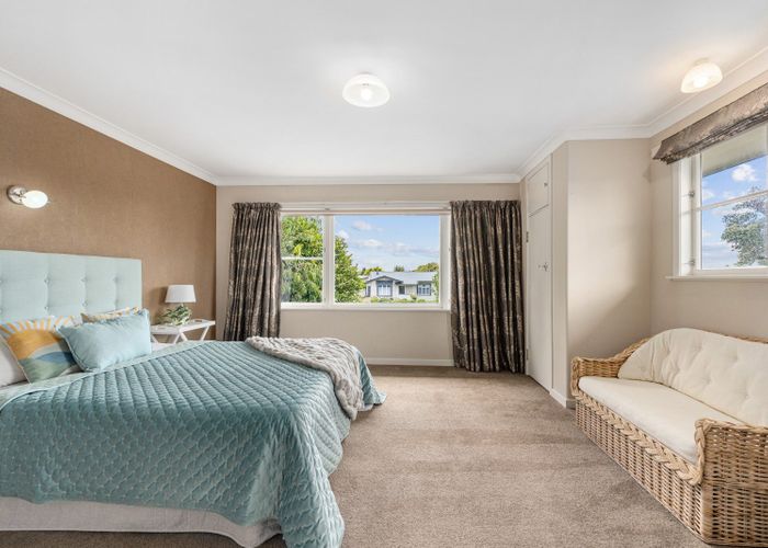  at 2 Squires Place, Awapuni, Palmerston North, Manawatu / Whanganui