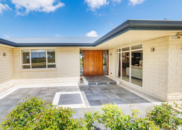  at 5 Te Arakura Road, Newbury, Feilding