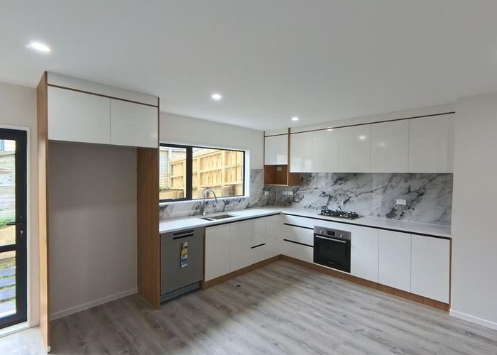  at Massey, Waitakere City, Auckland