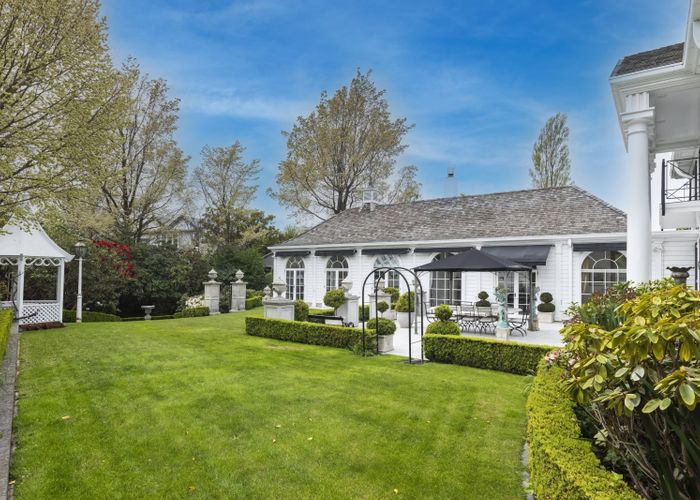  at 14 Weka Street, Fendalton, Christchurch