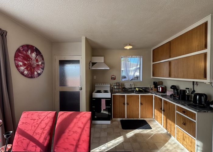  at 51a Woodbury Street, Avonhead, Christchurch City, Canterbury