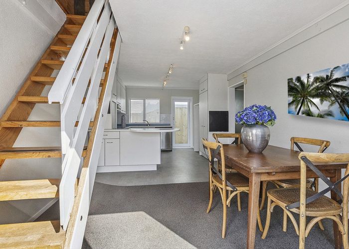  at 39 Bodmin Terrace, Camborne, Porirua, Wellington