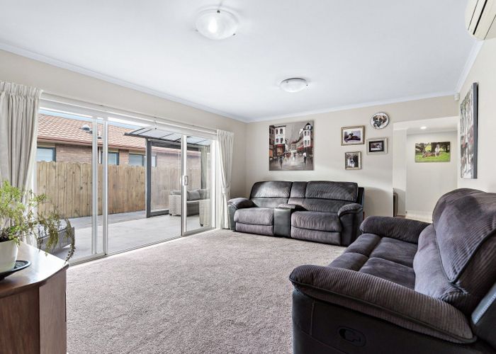  at 6 Harobed Place, Weymouth, Manukau City, Auckland