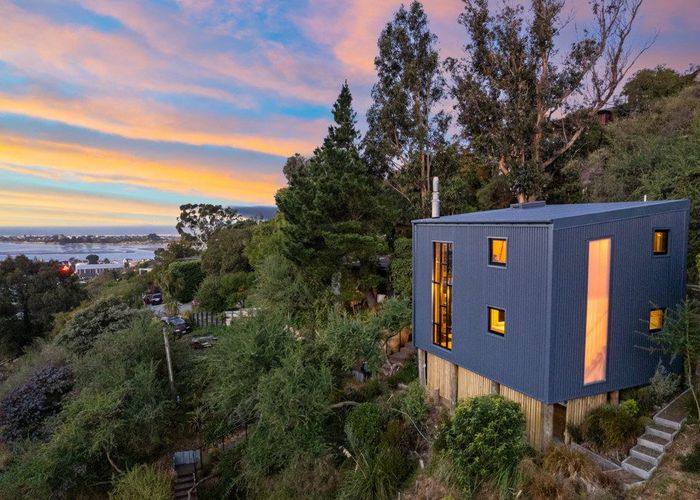  at 71 Augusta Street, Redcliffs, Christchurch
