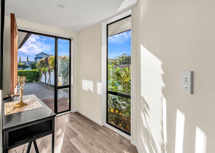  at 10 Courtfield Close, Parklands, Christchurch City, Canterbury