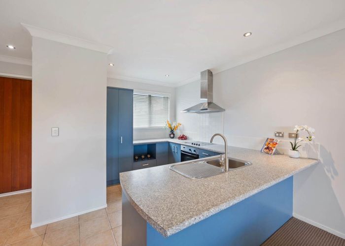  at 9 Clearwater Cove, West Harbour, Waitakere City, Auckland