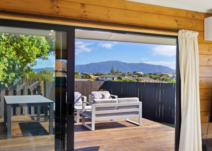  at 65 Queens Road, Waikanae Beach, Kapiti Coast, Wellington