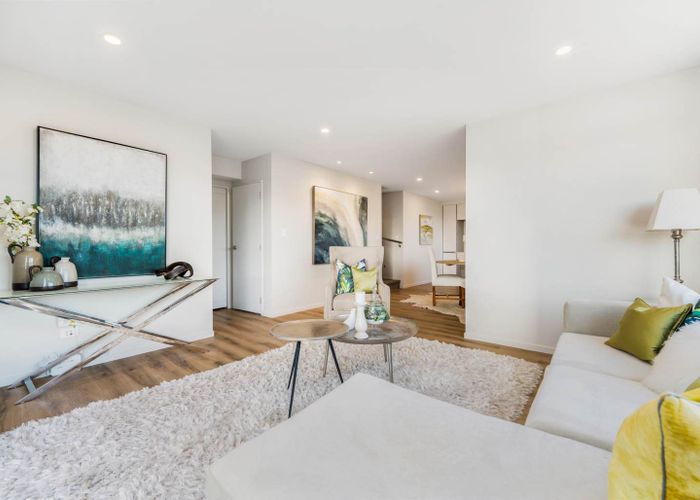  at 3A Pine Terrace, Howick, Manukau City, Auckland