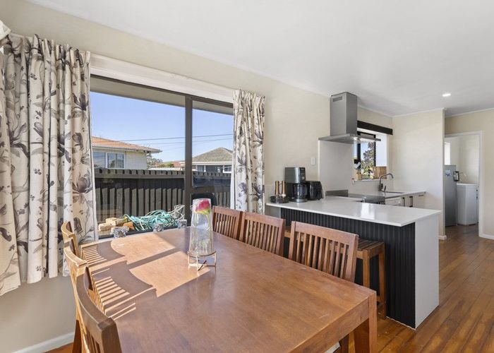  at 58 Sandown Crescent, Aranui, Christchurch City, Canterbury
