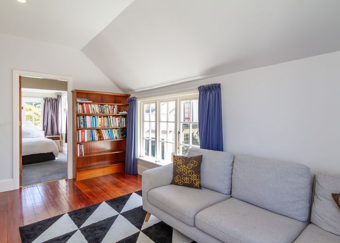 Free property data for 17 Selwyn Terrace, Thorndon, Wellington homes