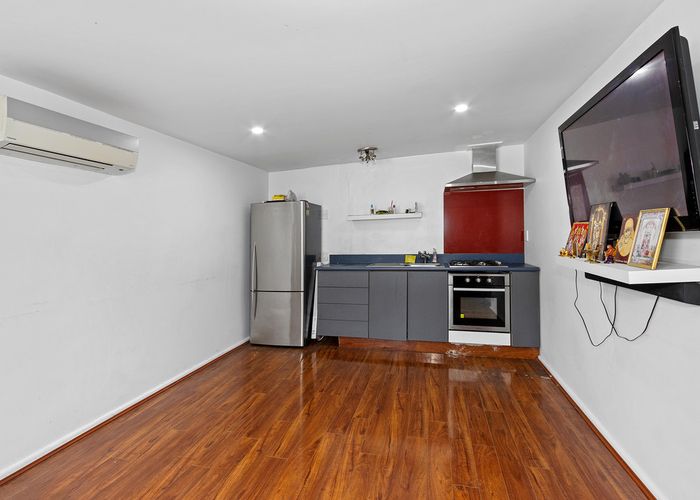 at 1/381 Linwood Avenue, Bromley, Christchurch