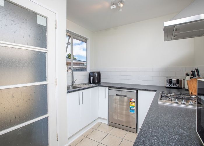  at 2 Japonica Crescent, Ranui, Porirua