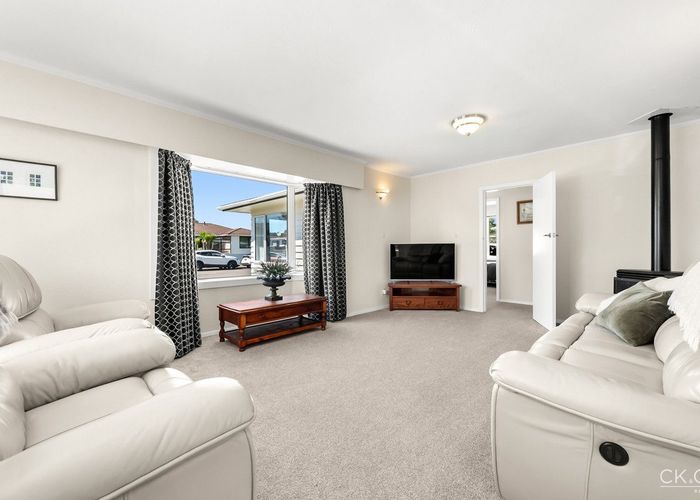  at 71 Holdsworth Avenue, Trentham, Upper Hutt, Wellington