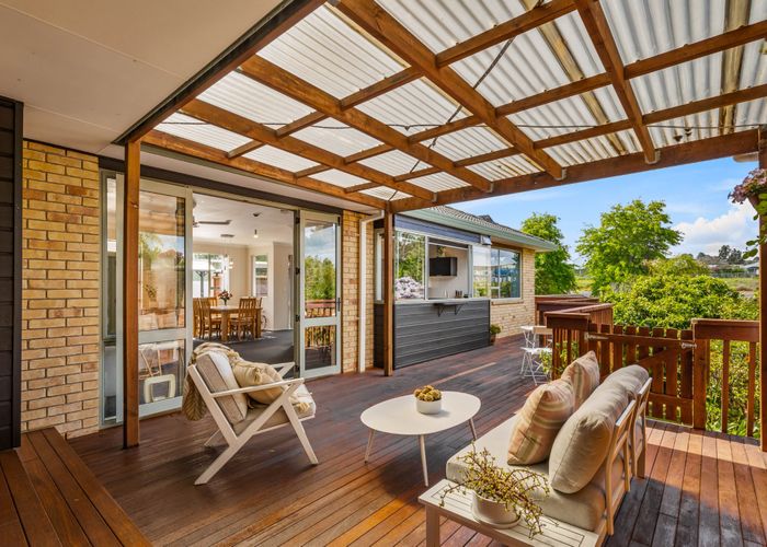  at 10 Patsy O'Hara Place, Swanson, Auckland