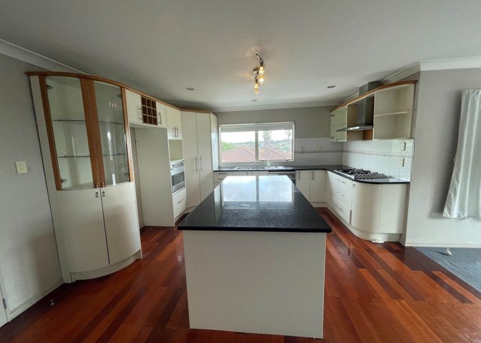  at 42 Mandeville Place, Unsworth Heights, North Shore City, Auckland