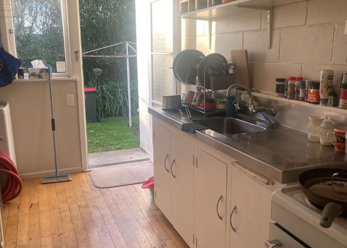  at 4/3 Puutikitiki Street, Hamilton East, Hamilton, Waikato