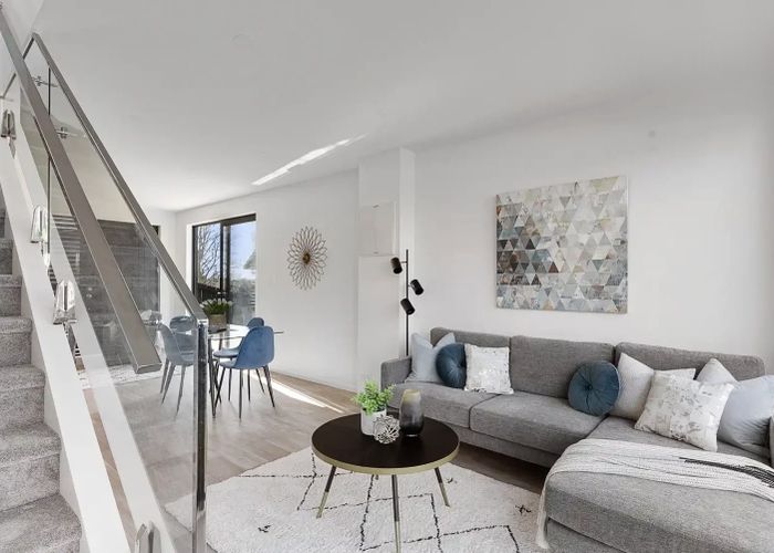  at 14D Andrew Road, Howick, Manukau City, Auckland