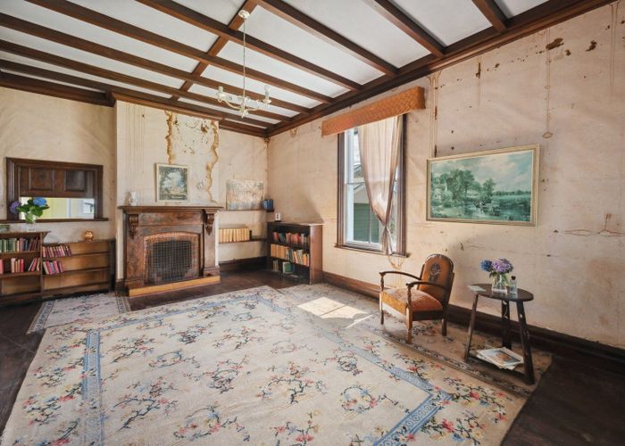  at 1420 Karamu Road North, Mayfair, Hastings