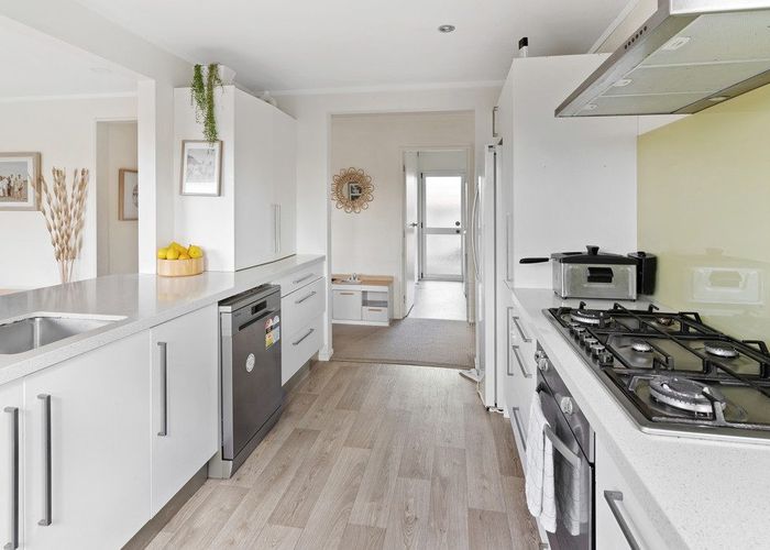  at 24 Perindale Drive, Chartwell, Hamilton, Waikato