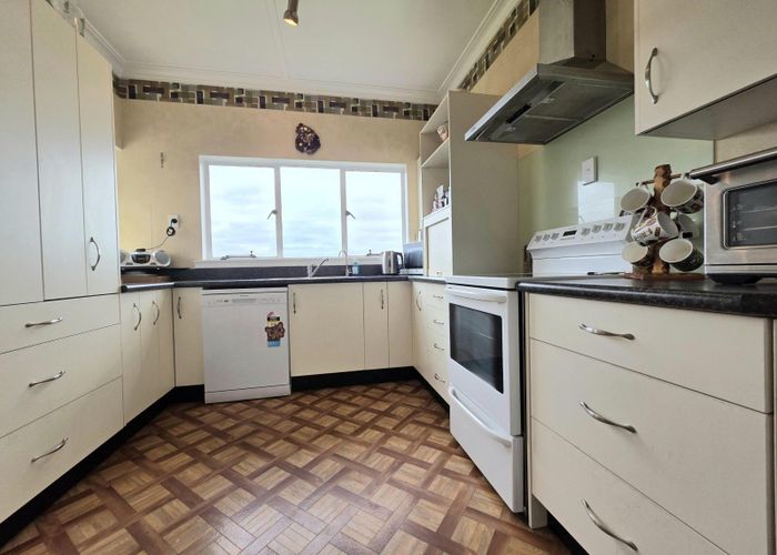  at 2 Avon Street, South Hill, Oamaru