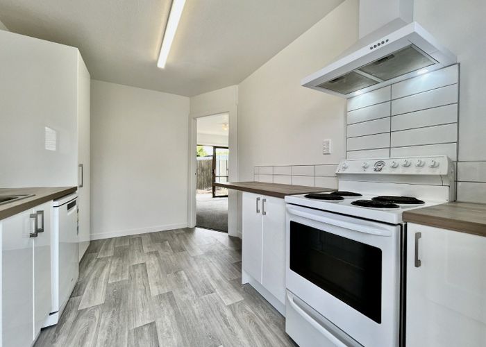  at 2/11 Burns Street, Sydenham, Christchurch