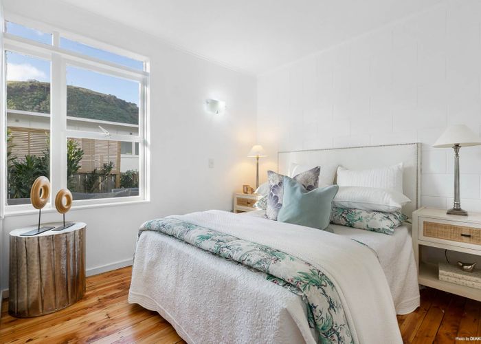  at 2/9 Mountain Road, Mount Wellington, Auckland