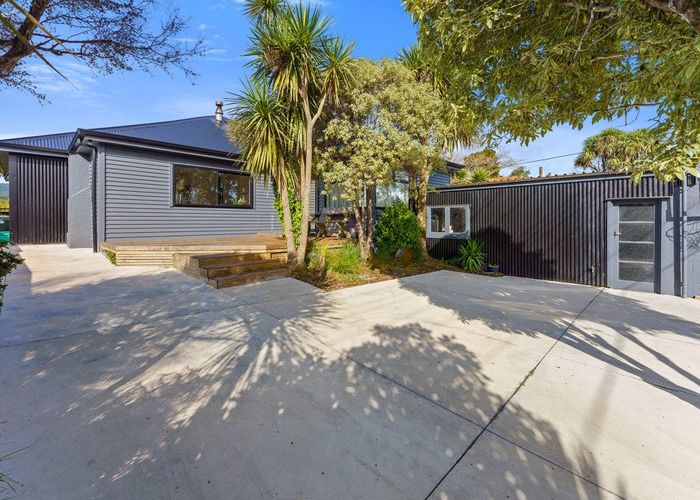  at 7 Dale Road, Raumati South, Paraparaumu