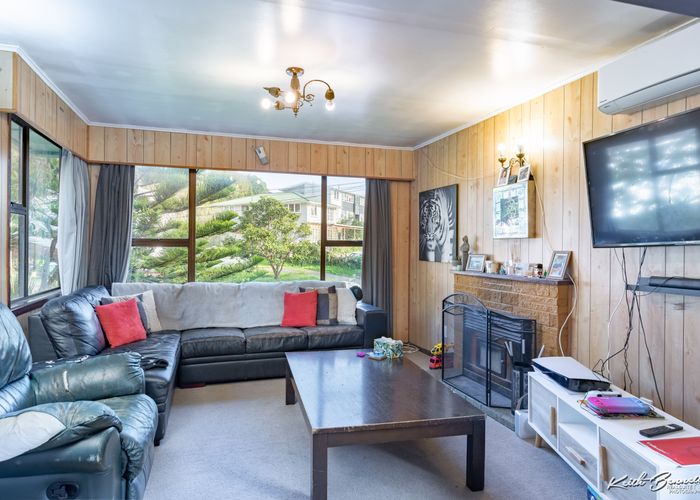  at 23 Worcester Place, Cannons Creek, Porirua
