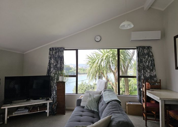  at 5 Vella Street, Titahi Bay, Porirua, Wellington