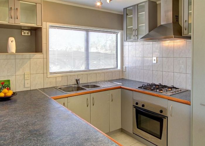  at 40 Anich Rd, Massey, Waitakere City, Auckland