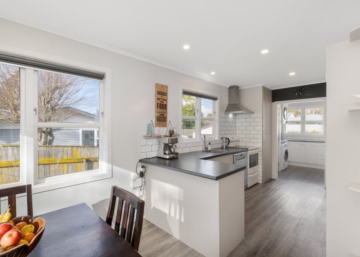  at 23 Kingswood Road, Brookfield, Tauranga