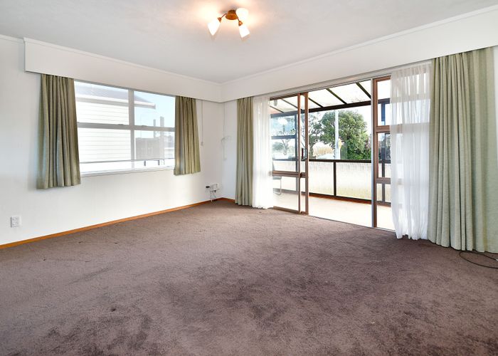  at 2/941 Whangaparaoa Road, Manly, Whangaparaoa